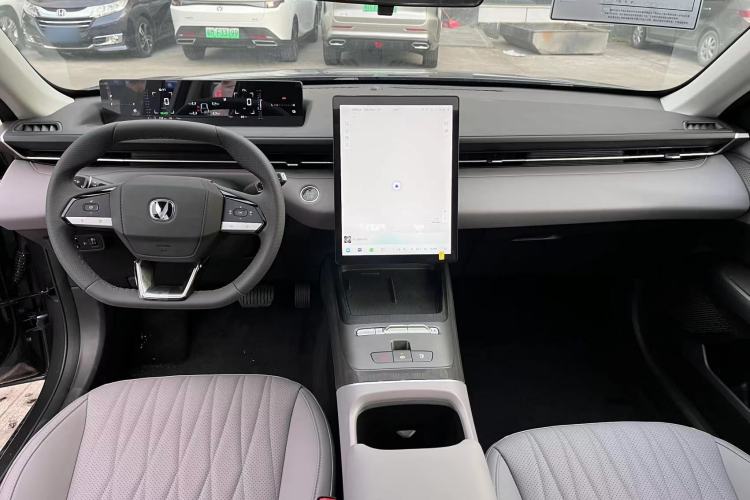 Used CHANGAN Eado PHEV 2025 Smart New Blue Whale 145KM Battleship Edition Interior 1
