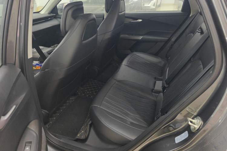 Used CHANGAN Eado PHEV 2025 Smart New Blue Whale 145KM Battleship Edition Interior 4