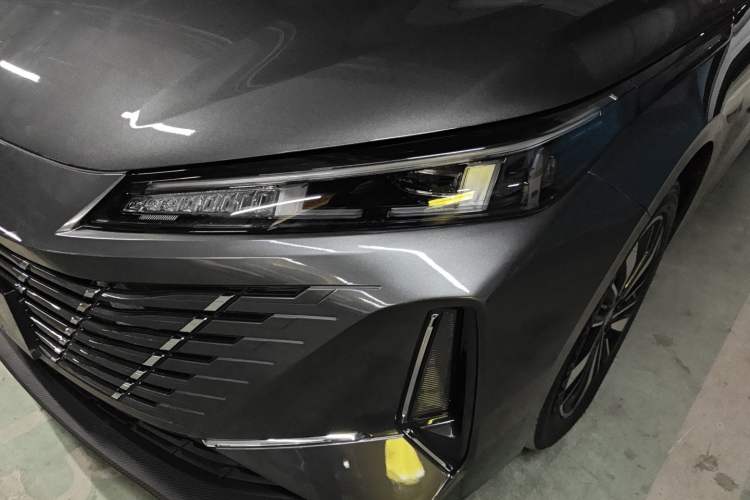 Used CHANGAN Eado PHEV 2025 Smart New Blue Whale 145KM Battleship Edition Left Front Headlight