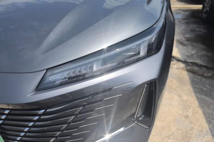Used CHANGAN Eado PHEV 2025 Smart New Blue Whale 145KM Battleship Edition Left Front Headlight