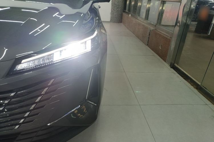 Used CHANGAN Eado PHEV 2025 Smart New Blue Whale 145KM Battleship Edition Left Front Headlight