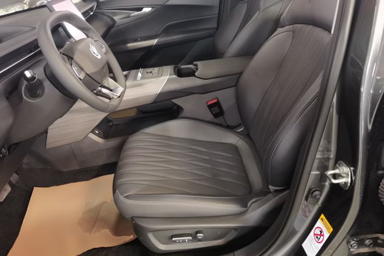 Used CHANGAN Eado PHEV 2025 Smart New Blue Whale 145KM Battleship Edition Left Front Seat