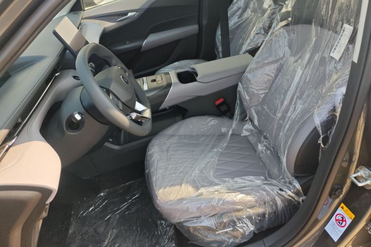Used CHANGAN Eado PHEV 2025 Smart New Blue Whale 145KM Battleship Edition Left Front Seat