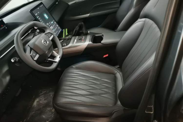 Used CHANGAN Eado PHEV 2025 Smart New Blue Whale 145KM Battleship Edition Left Front Seat