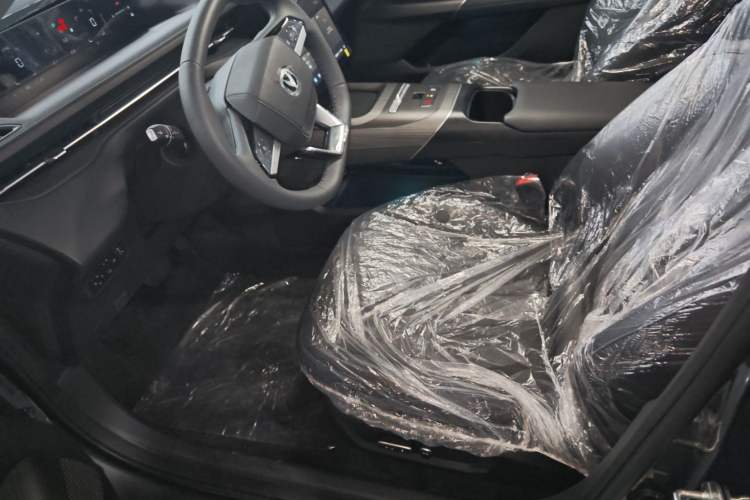 Used CHANGAN Eado PHEV 2025 Smart New Blue Whale 145KM Battleship Edition Left Front Seat
