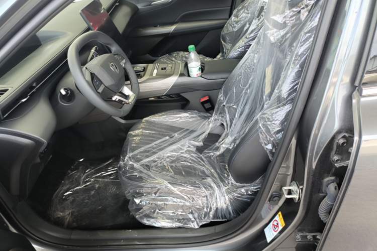 Used CHANGAN Eado PHEV 2025 Smart New Blue Whale 145KM Battleship Edition Left Front Seat