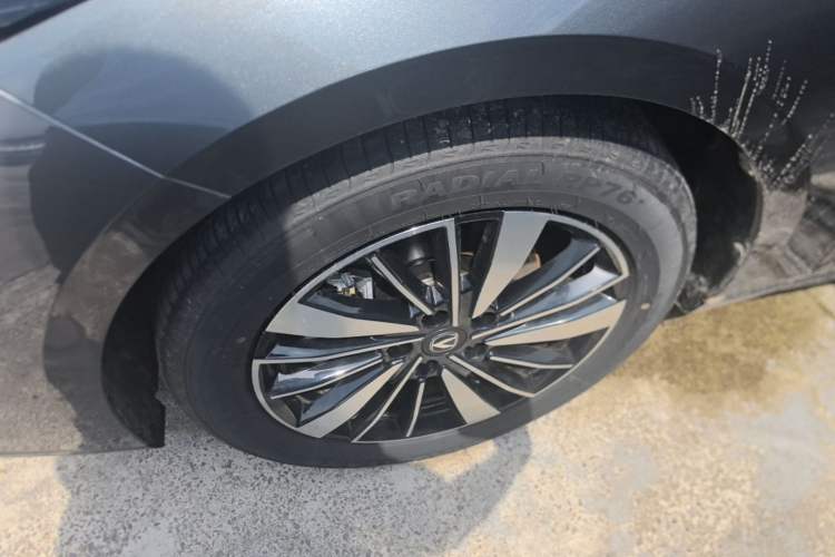 Used CHANGAN Eado PHEV 2025 Smart New Blue Whale 145KM Battleship Edition Left Front Wheel Hub