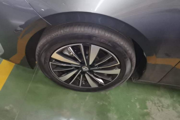 Used CHANGAN Eado PHEV 2025 Smart New Blue Whale 145KM Battleship Edition Left Front Wheel Hub
