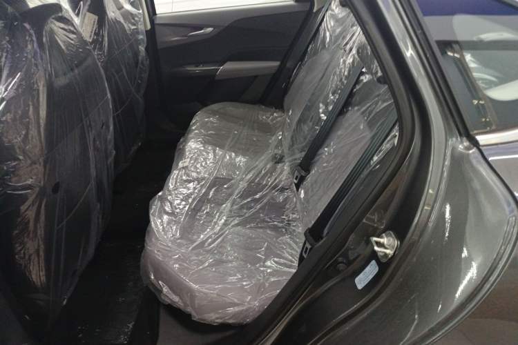 Used CHANGAN Eado PHEV 2025 Smart New Blue Whale 145KM Battleship Edition Left Rear Seat