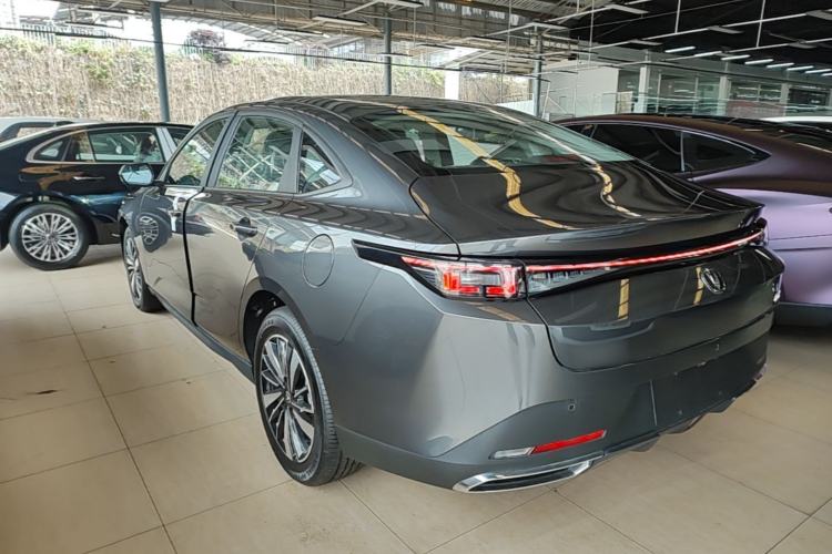 Used CHANGAN Eado PHEV 2025 Smart New Blue Whale 145KM High-Energy Edition Rear Left 45 Deg