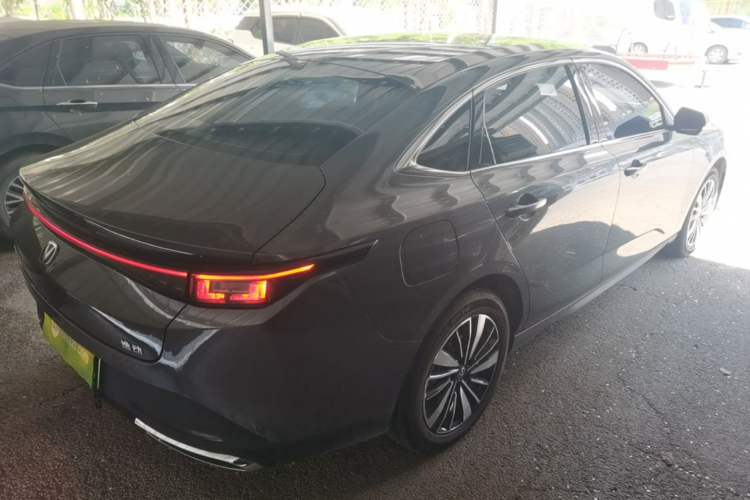 Used CHANGAN Eado PHEV 2025 Smart New Blue Whale 145KM Battleship Edition Rear Right 45 Deg