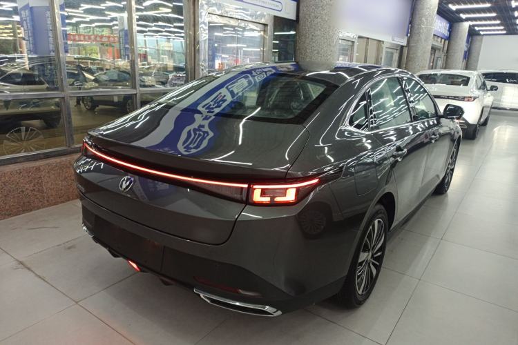 Used CHANGAN Eado PHEV 2025 Smart New Blue Whale 145KM Battleship Edition Rear Right 45 Deg
