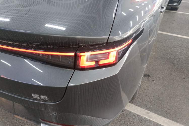 Used CHANGAN Eado PHEV 2025 Smart New Blue Whale 145KM Battleship Edition Exterior 3