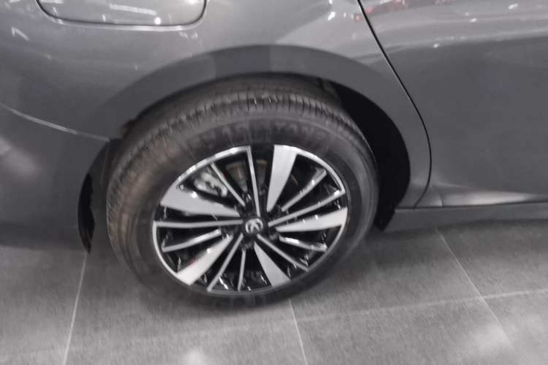 Used CHANGAN Eado PHEV 2025 Smart New Blue Whale 145KM Battleship Edition Right Rear Wheel Hub