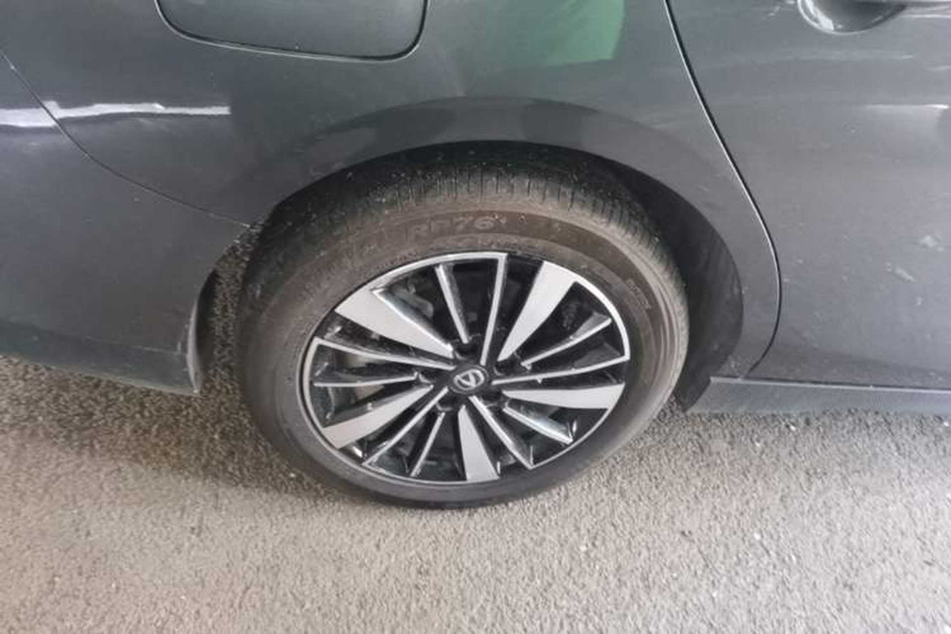 Used CHANGAN Eado PHEV 2025 Smart New Blue Whale 145KM Battleship Edition Right Rear Wheel Hub