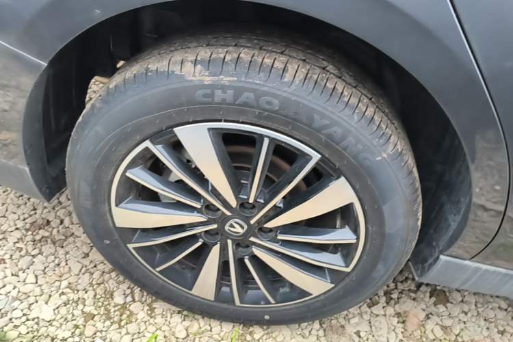 Used CHANGAN Eado PHEV 2025 Smart New Blue Whale 145KM Battleship Edition Right Rear Wheel Hub
