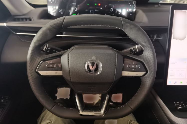 Used CHANGAN Eado PHEV 2025 Smart New Blue Whale 145KM Battleship Edition Steering Wheel
