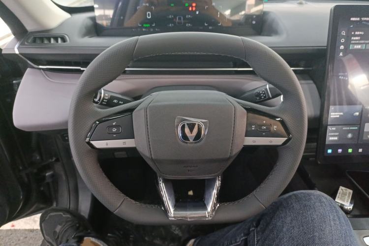 Used CHANGAN Eado PHEV 2025 Smart New Blue Whale 145KM Battleship Edition Steering Wheel