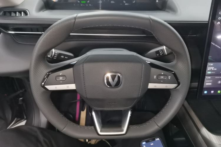 Used CHANGAN Eado PHEV 2025 Smart New Blue Whale 145KM Battleship Edition Steering Wheel