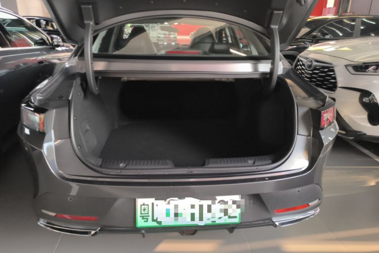 Used CHANGAN Eado PHEV 2025 Smart New Blue Whale 145KM Battleship Edition Trunk