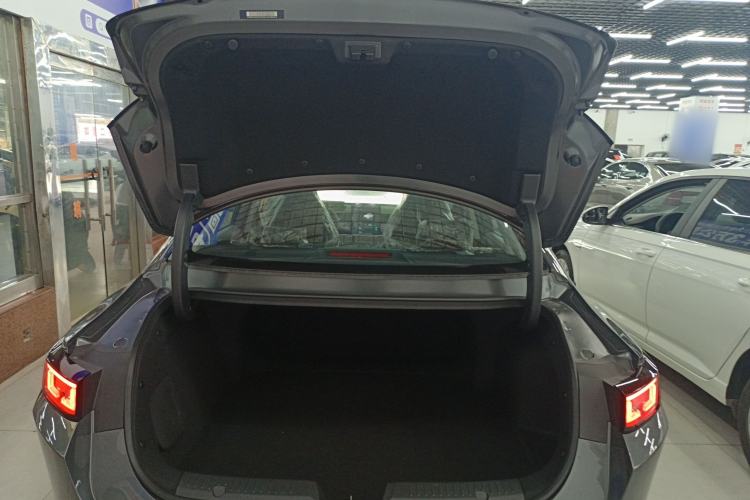 Used CHANGAN Eado PHEV 2025 Smart New Blue Whale 145KM Battleship Edition Trunk