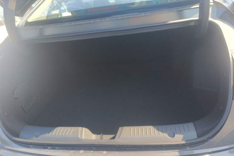Used CHANGAN Eado PHEV 2025 Smart New Blue Whale 145KM Battleship Edition Trunk