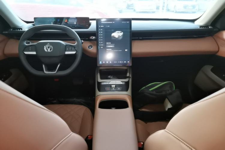 Used CHANGAN Eado PHEV 2025 Smart New Blue Whale 145KM Battleship Edition Center Console