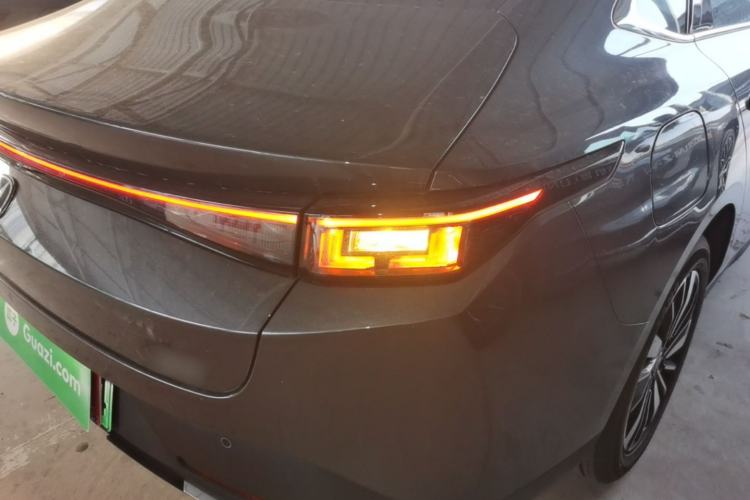 Used CHANGAN Eado PHEV 2025 Smart New Blue Whale 145KM Battleship Edition Right Rear Taillight