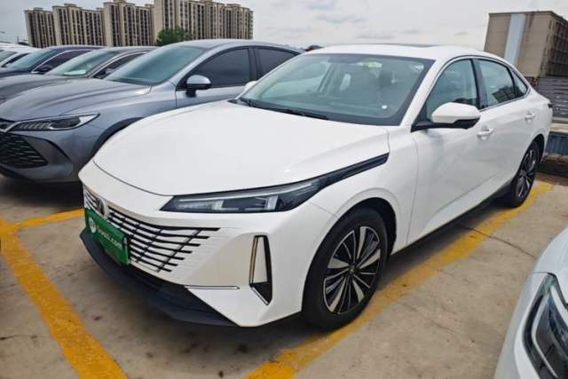 Used CHANGAN Eado PHEV 2025 Smart New Blue Whale 145KM Battleship Edition
