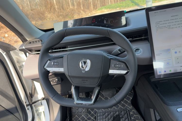 Used CHANGAN Eado PHEV 2025 Smart New Blue Whale 145KM Battleship Edition Audio And AC Panel