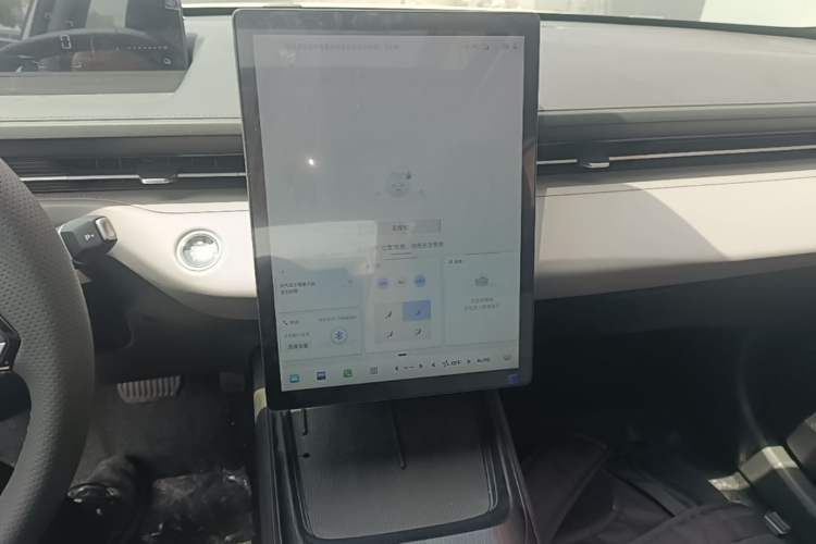 Used CHANGAN Eado PHEV 2025 Smart New Blue Whale 145KM Battleship Edition Audio And AC Panel