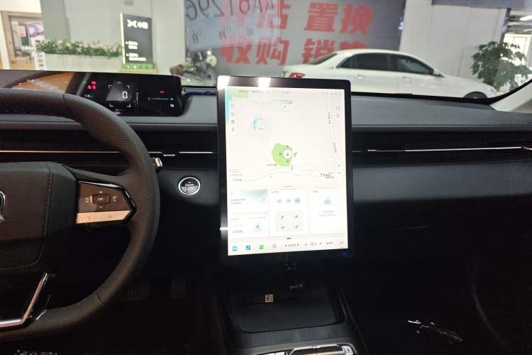 Used CHANGAN Eado PHEV 2025 Smart New Blue Whale 145KM High-Energy Edition Audio And AC Panel