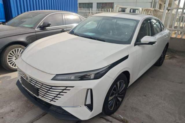 Used CHANGAN Eado PHEV 2025 Smart New Blue Whale 145KM Battleship Edition