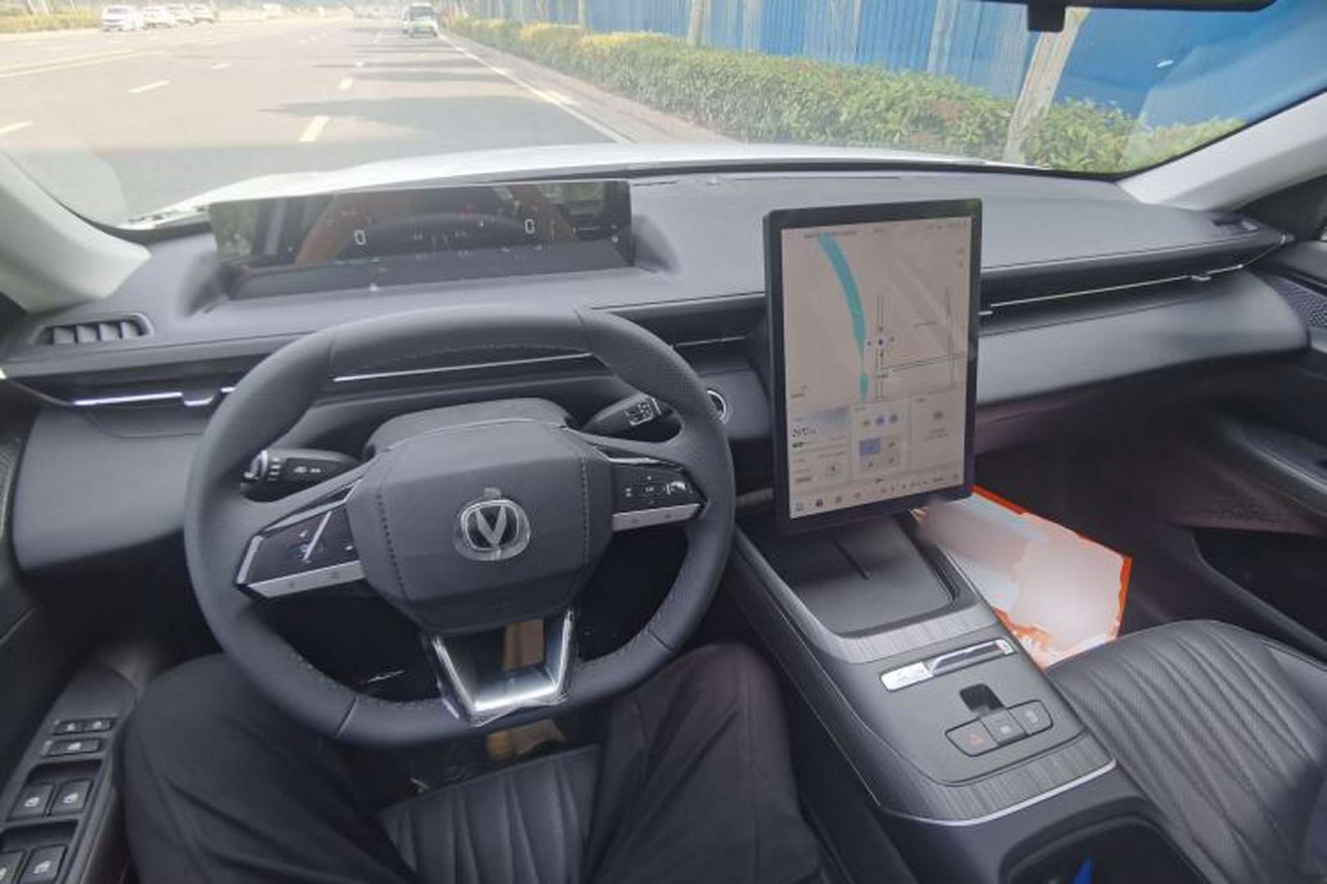 Used CHANGAN Eado PHEV 2025 Smart New Blue Whale 145KM Battleship Edition Center Console