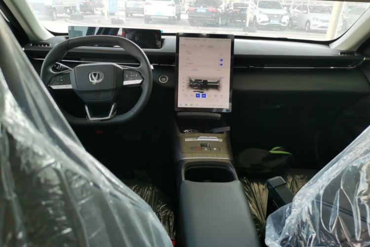 Used CHANGAN Eado PHEV 2025 Smart New Blue Whale 145KM Battleship Edition Center Console
