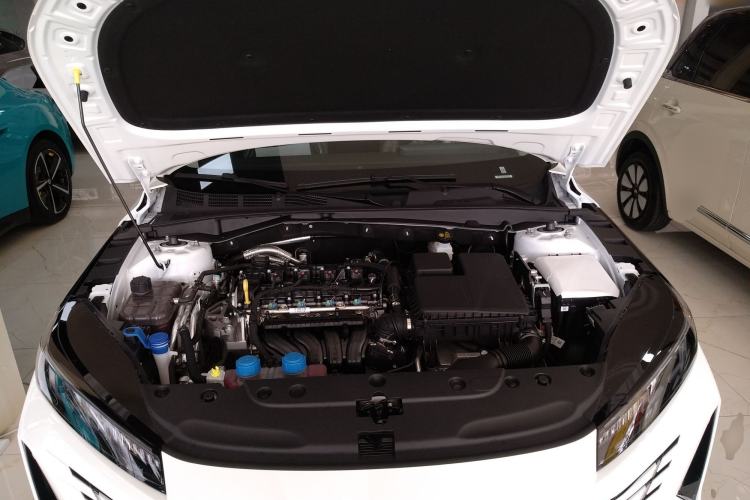 Used CHANGAN Eado PHEV 2025 Smart New Blue Whale 145KM High-Energy Edition Engine Bay