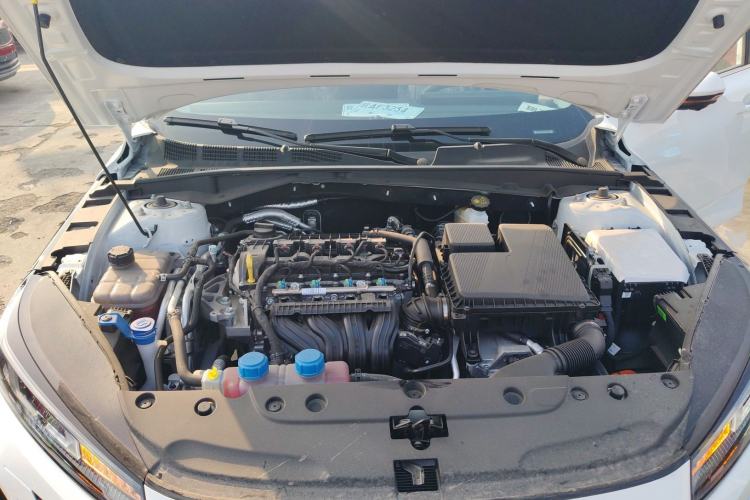 Used CHANGAN Eado PHEV 2025 Smart New Blue Whale 145KM Battleship Edition Engine Bay