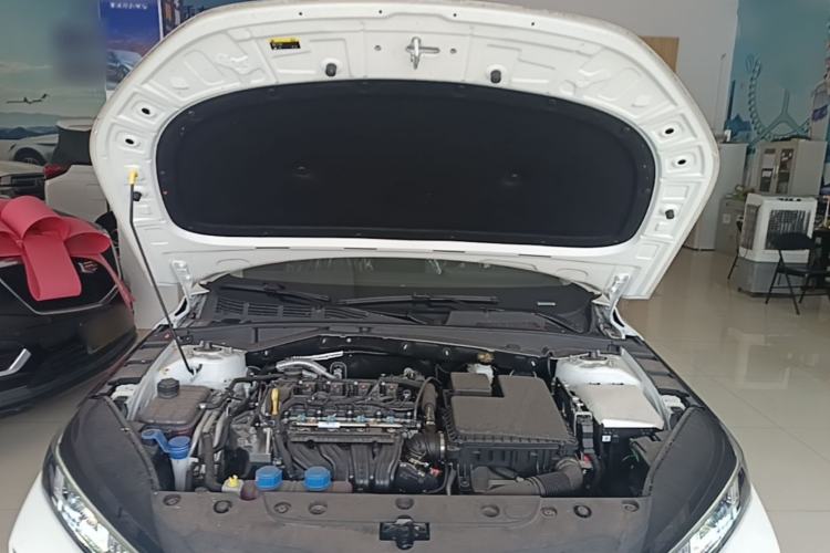 Used CHANGAN Eado PHEV 2025 Smart New Blue Whale 145KM Battleship Edition Engine Bay