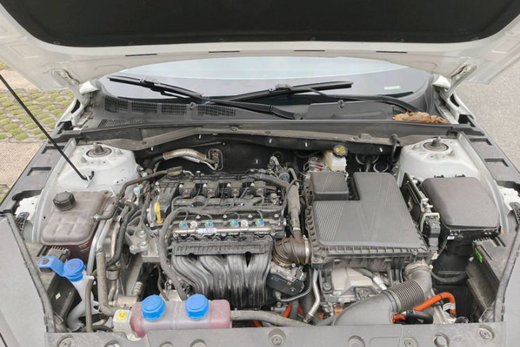 Used CHANGAN Eado PHEV 2025 Smart New Blue Whale 145KM High-Energy Edition Engine Bay