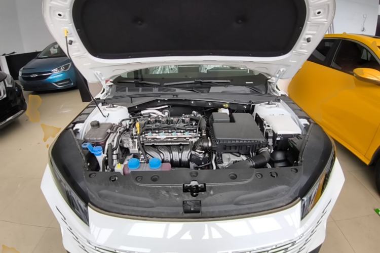 Used CHANGAN Eado PHEV 2025 Smart New Blue Whale 145KM Battleship Edition Engine Bay