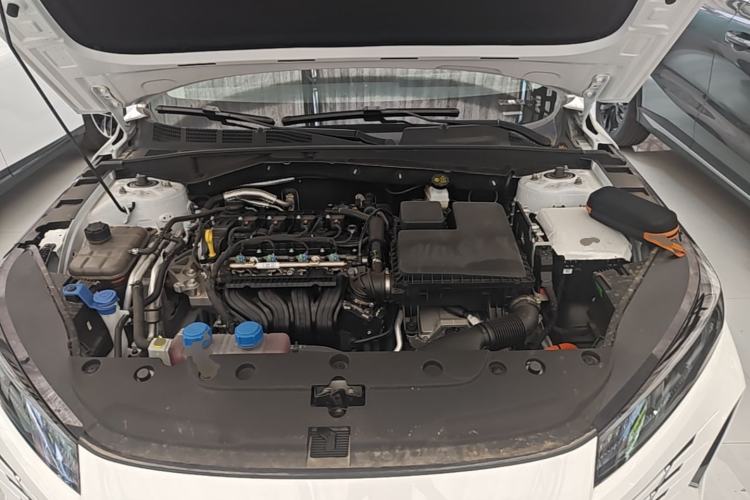 Used CHANGAN Eado PHEV 2025 Smart New Blue Whale 145KM Battleship Edition Engine Bay