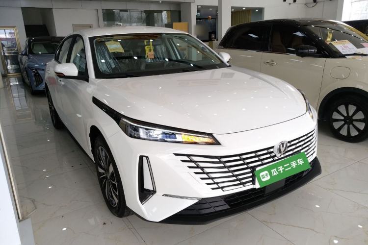 Used CHANGAN Eado PHEV 2025 Smart New Blue Whale 145KM High-Energy Edition Exterior 1