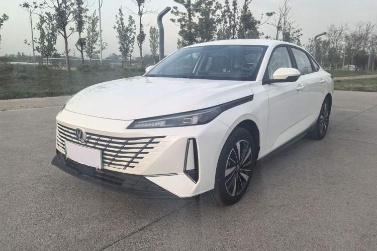Used CHANGAN Eado PHEV 2025 Smart New Blue Whale 145KM High-Energy Edition Exterior 1