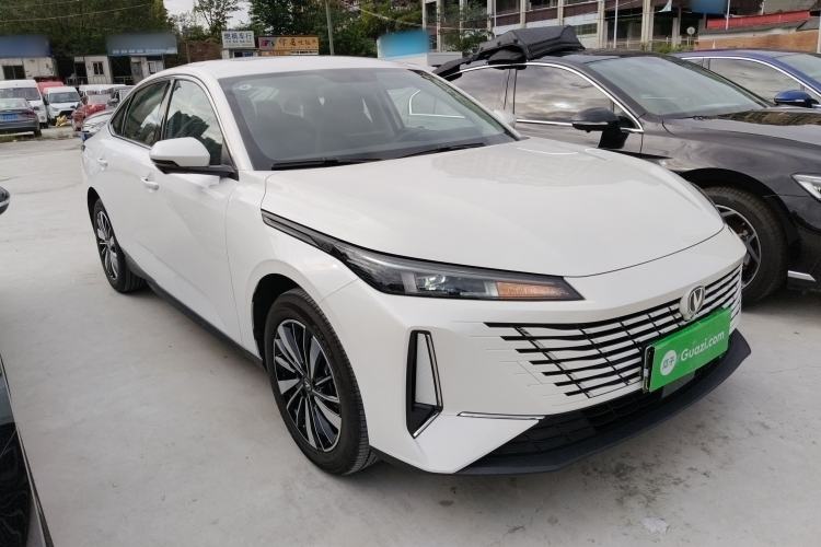 Used CHANGAN Eado PHEV 2025 Smart New Blue Whale 145KM Battleship Edition Exterior 2