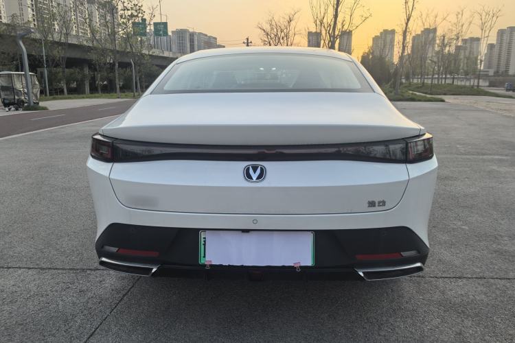 Used CHANGAN Eado PHEV 2025 Smart New Blue Whale 145KM High-Energy Edition Exterior 5