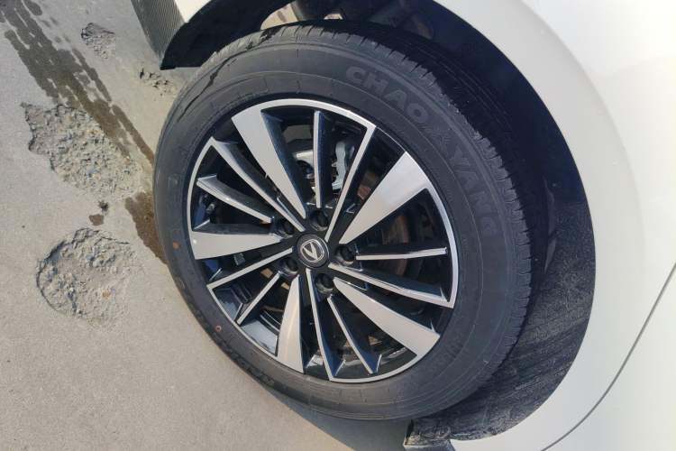 Used CHANGAN Eado PHEV 2025 Smart New Blue Whale 145KM Battleship Edition Exterior 6