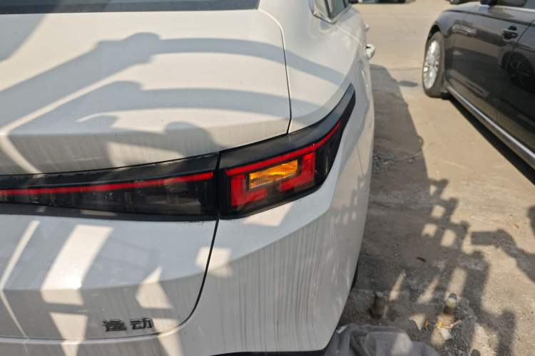 Used CHANGAN Eado PHEV 2025 Smart New Blue Whale 145KM Battleship Edition Exterior 6