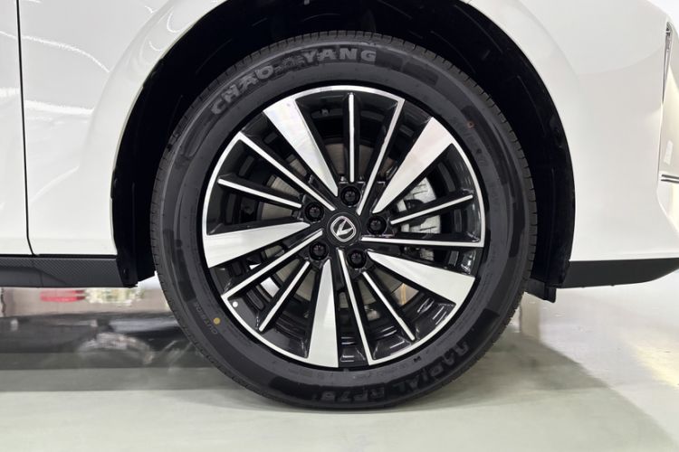 Used CHANGAN Eado PHEV 2025 Smart New Blue Whale 145KM High-Energy Edition Exterior 7