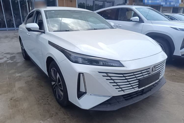 Used CHANGAN Eado PHEV 2025 Smart New Blue Whale 145KM Battleship Edition Front Right 45 Deg