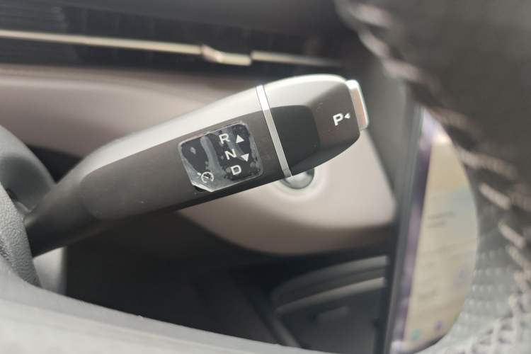 Used CHANGAN Eado PHEV 2025 Smart New Blue Whale 145KM Battleship Edition Gear Lever